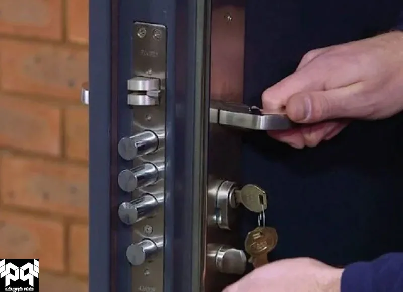 انواع درب ضد سرقت برای امنیت ساختمان - خانه کوچک